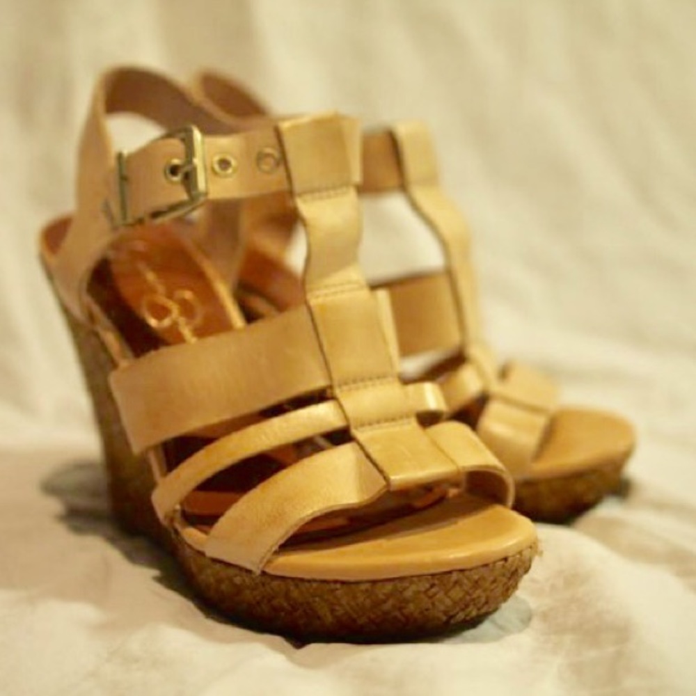 Jessica Simpson wedges